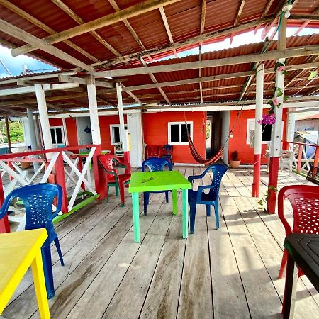 Hostal Paraiso Остров Мукура Екстериор снимка