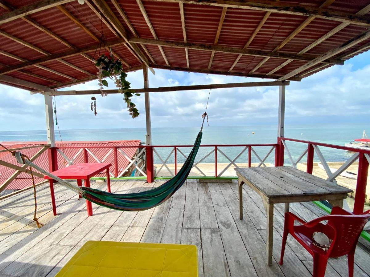 Hostal Paraiso Остров Мукура Екстериор снимка