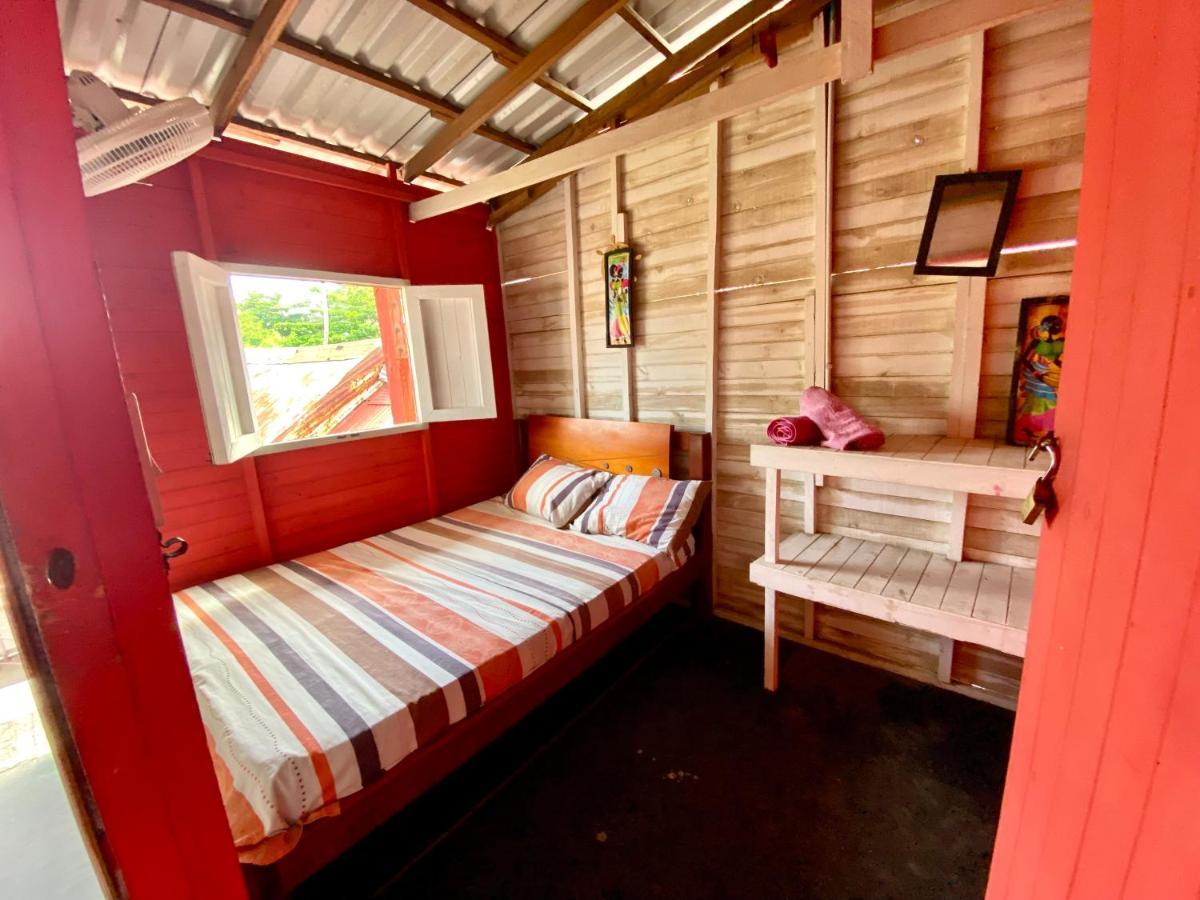 Hostal Paraiso Остров Мукура Екстериор снимка