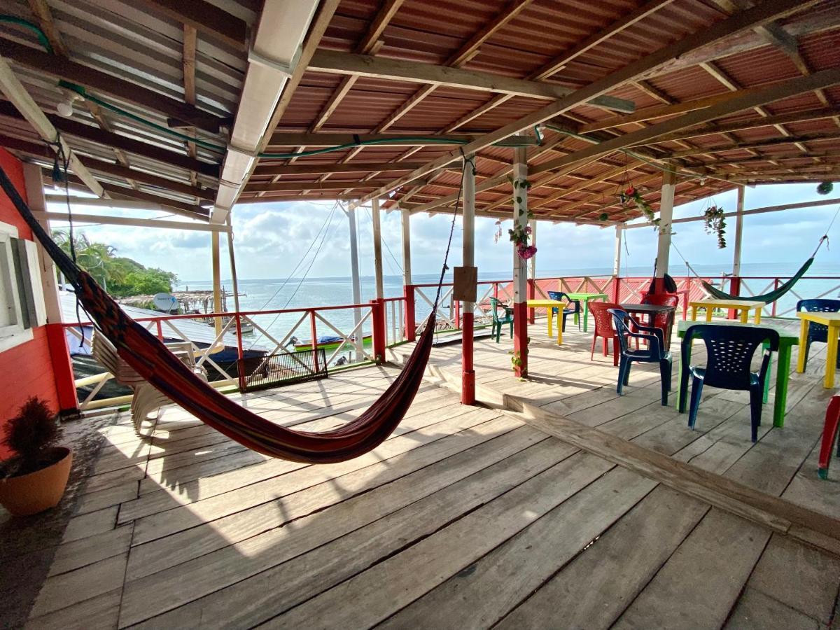 Hostal Paraiso Остров Мукура Екстериор снимка
